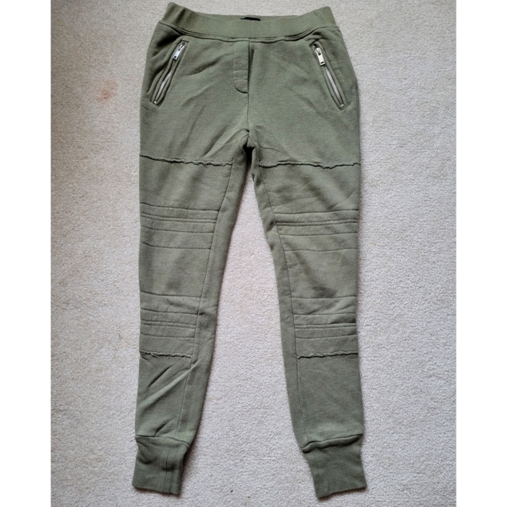 Xsmall, wilfred free joggers, army green